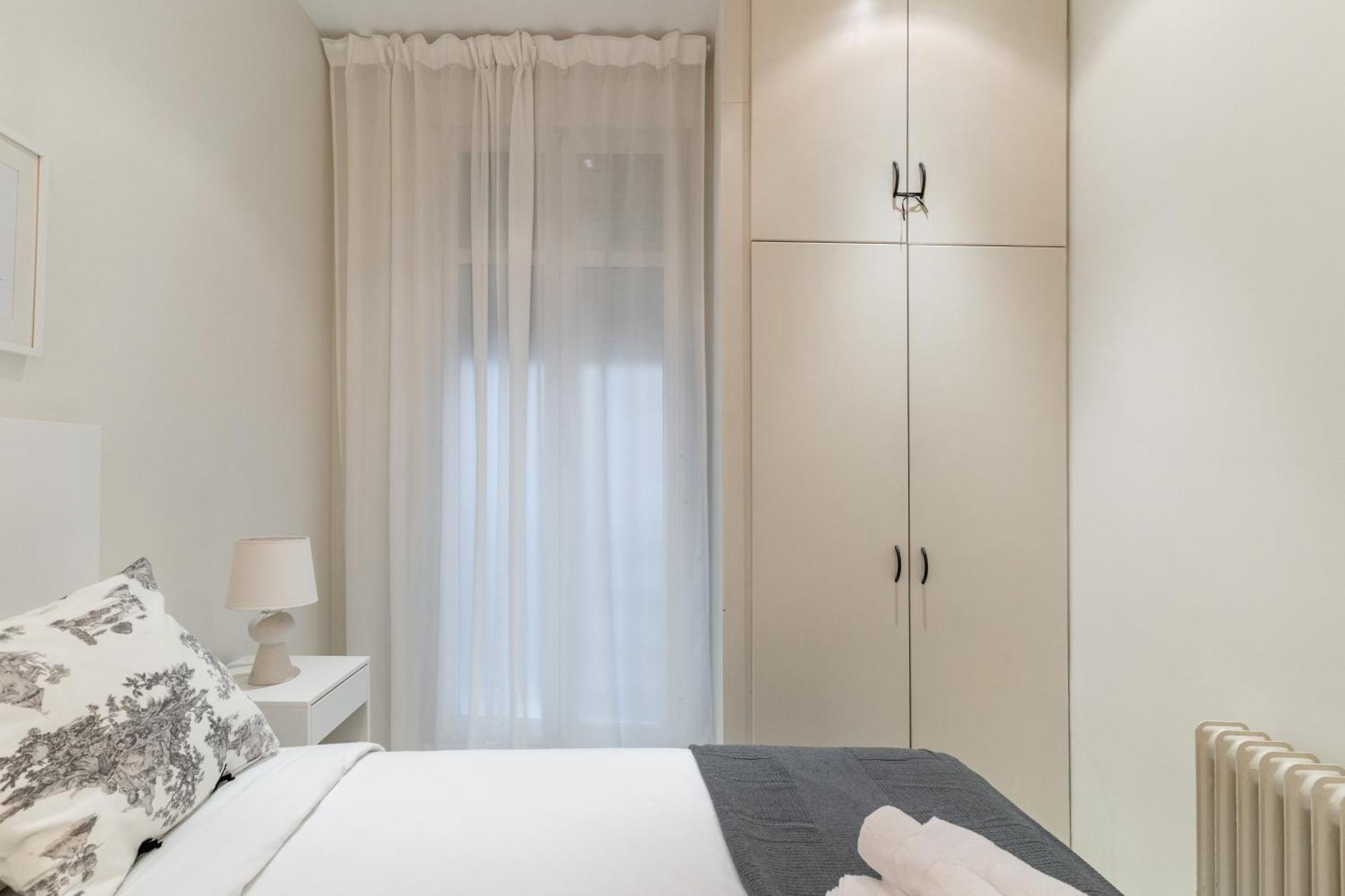 Spacious Modern-3Bedrooms 2Bathrooms-Plaza Mayor マドリード エクステリア 写真