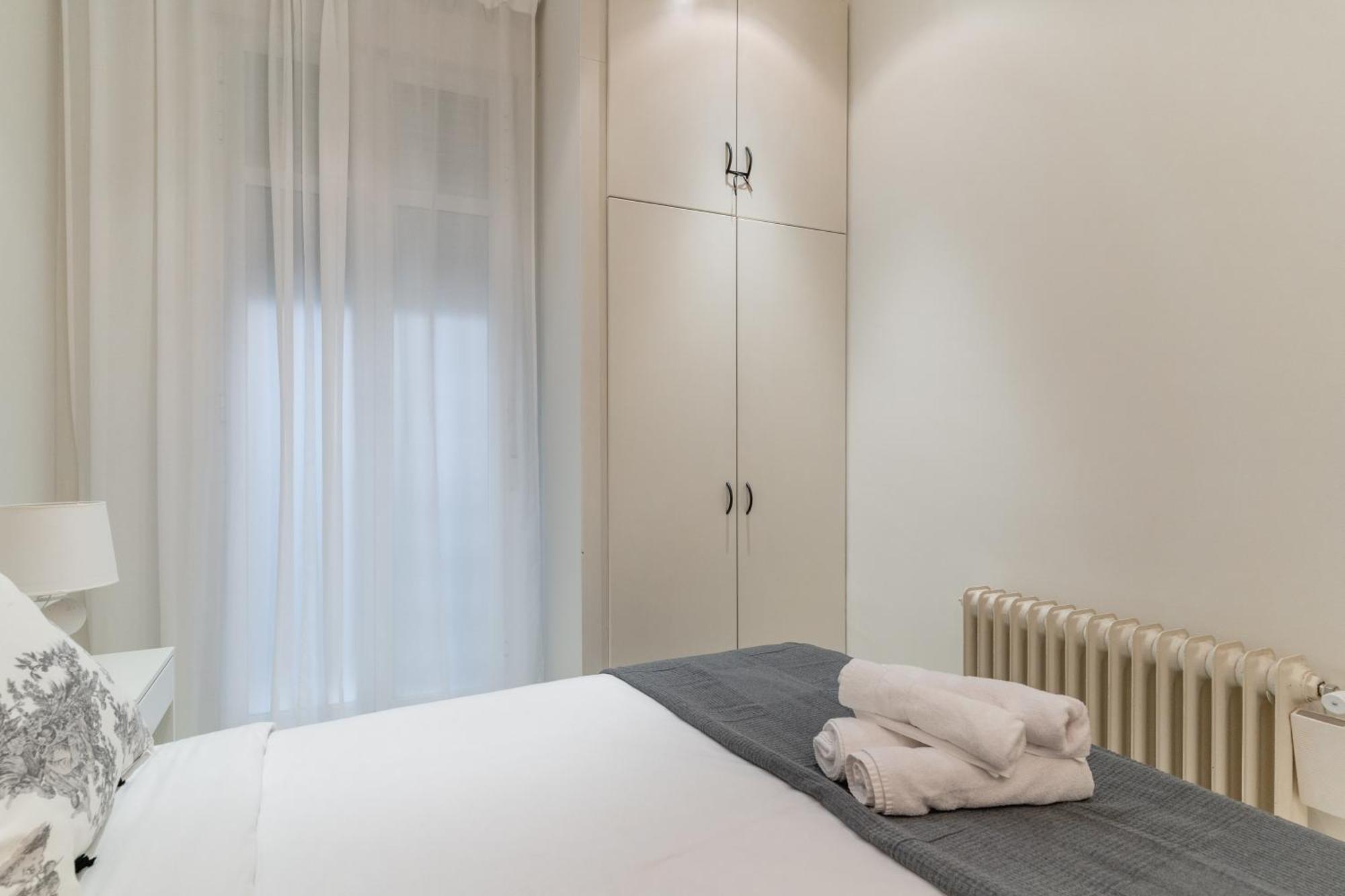 Spacious Modern-3Bedrooms 2Bathrooms-Plaza Mayor マドリード エクステリア 写真
