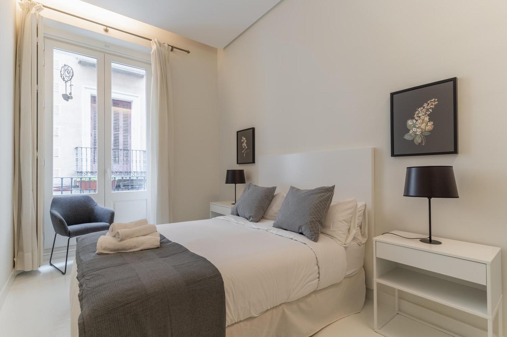 Spacious Modern-3Bedrooms 2Bathrooms-Plaza Mayor マドリード エクステリア 写真
