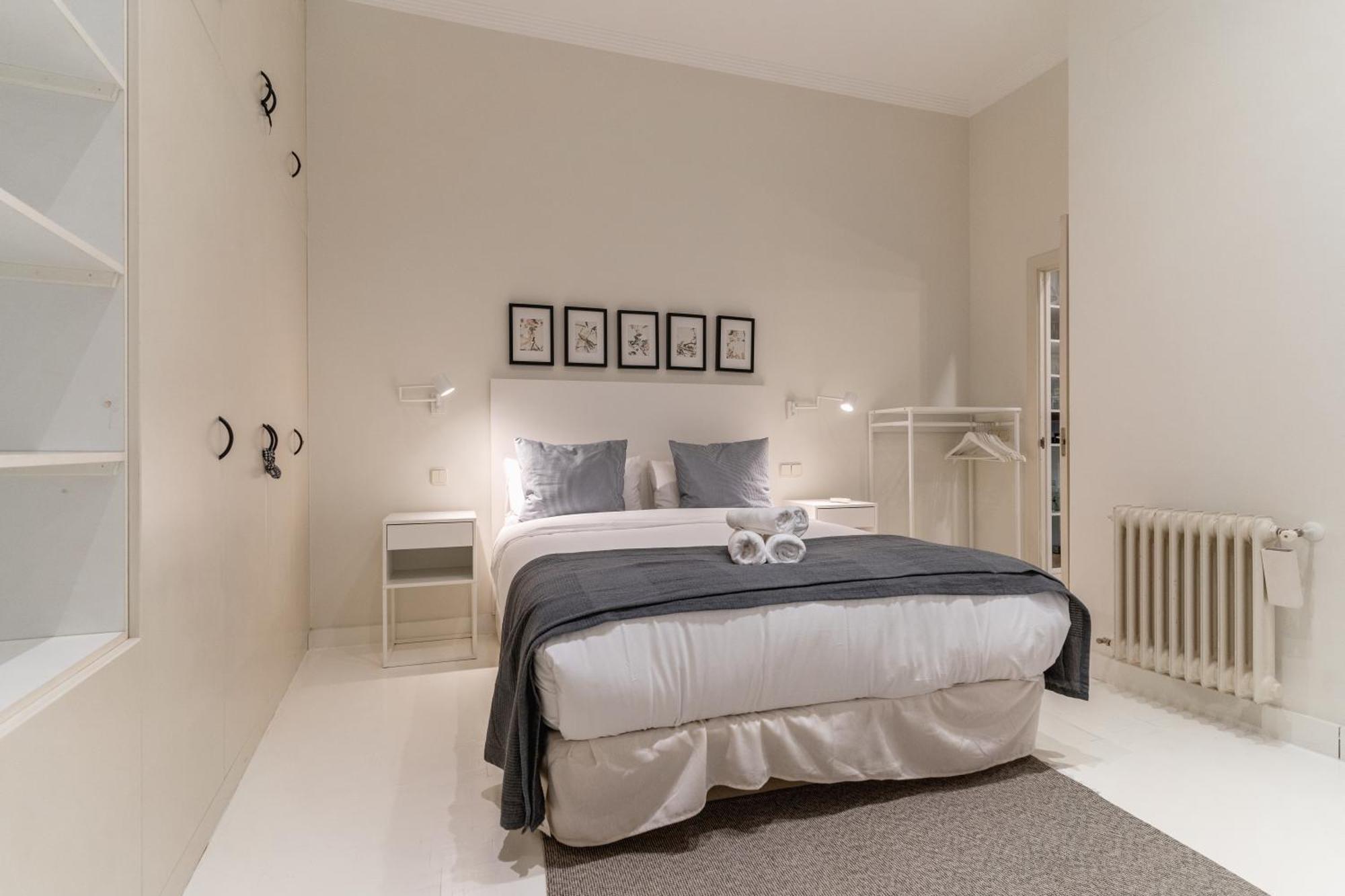 Spacious Modern-3Bedrooms 2Bathrooms-Plaza Mayor マドリード エクステリア 写真