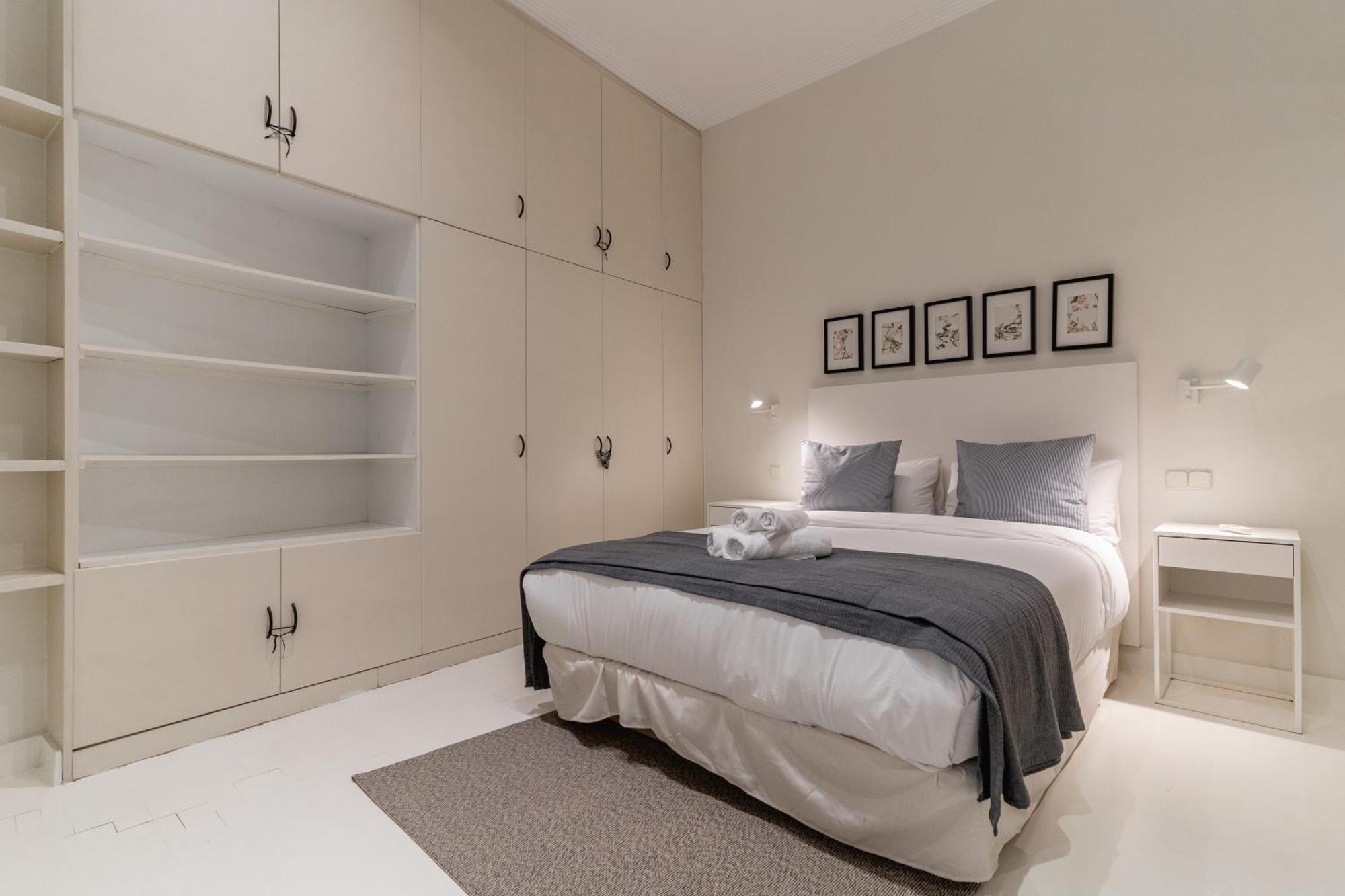 Spacious Modern-3Bedrooms 2Bathrooms-Plaza Mayor マドリード エクステリア 写真