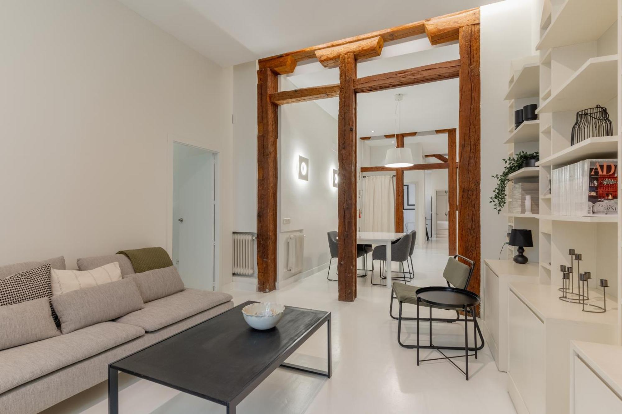 Spacious Modern-3Bedrooms 2Bathrooms-Plaza Mayor マドリード エクステリア 写真