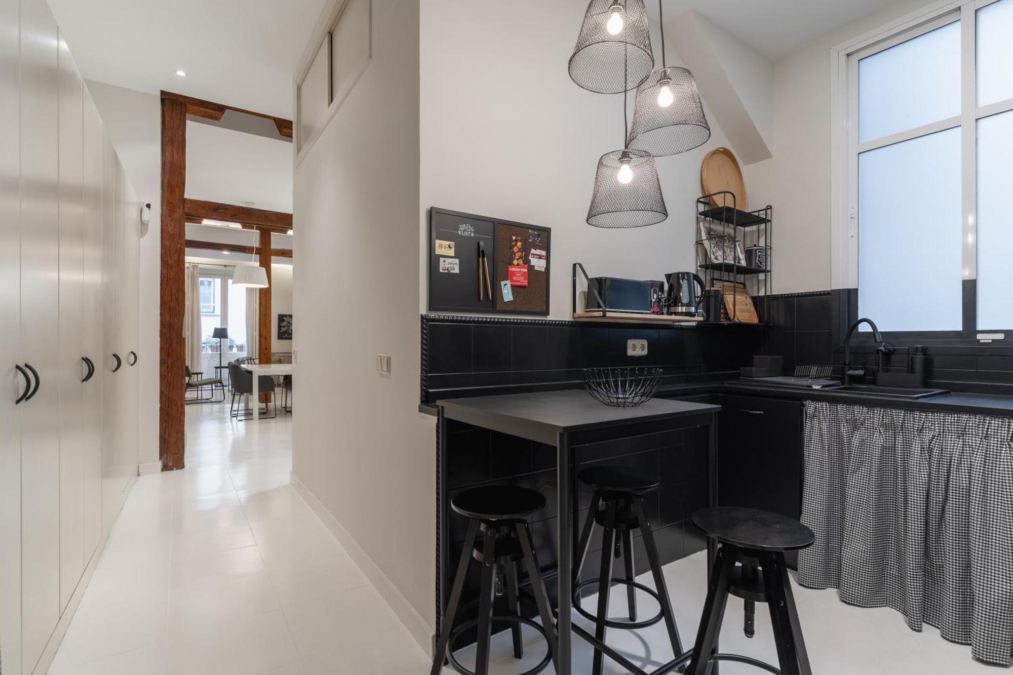 Spacious Modern-3Bedrooms 2Bathrooms-Plaza Mayor マドリード エクステリア 写真