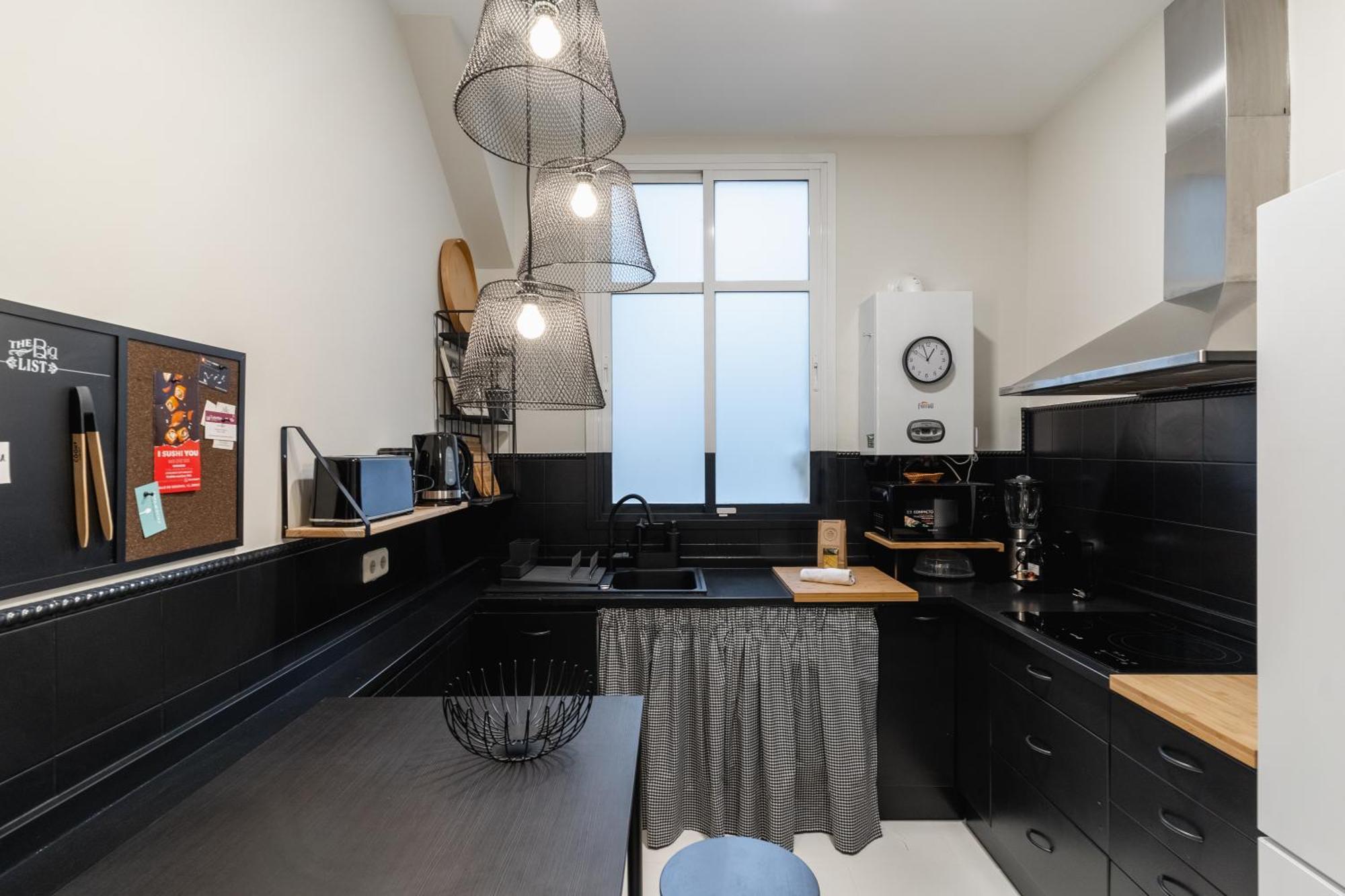 Spacious Modern-3Bedrooms 2Bathrooms-Plaza Mayor マドリード エクステリア 写真